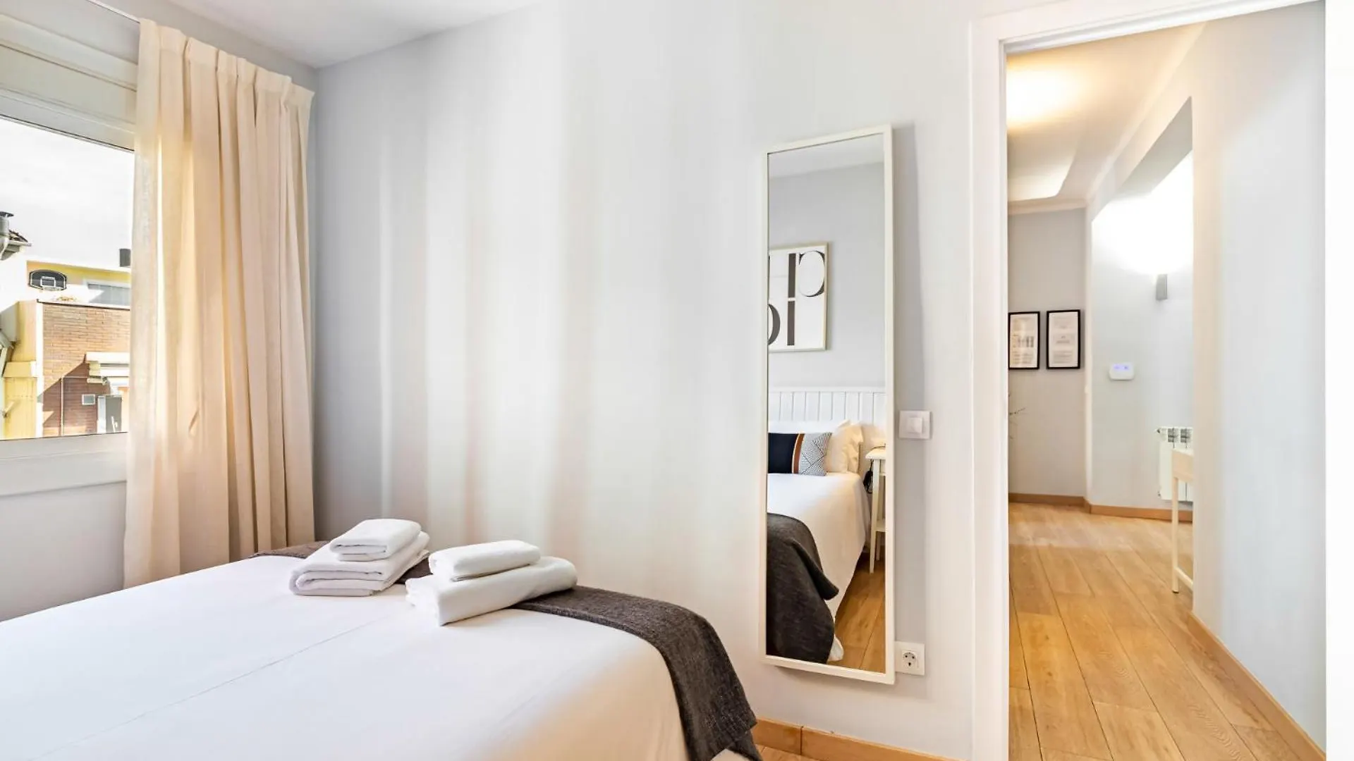 ברצלונה Flaugier Apartments 3-3 0*,  ספרד